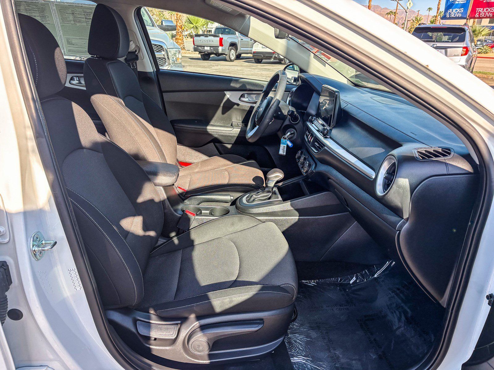 Used 2024 Kia Forte LX FWD image 19