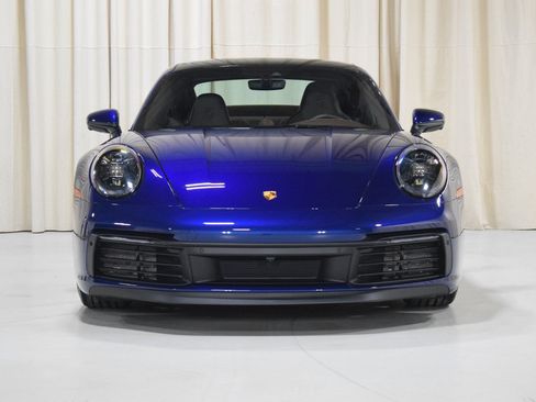 Used 2023 Porsche 911 Carrera S w/ Sport Package image 9