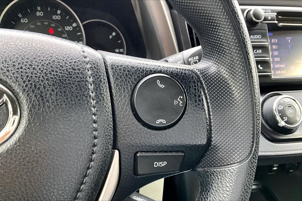 Used 2016 Toyota RAV4 LE AWD/4WD image 12
