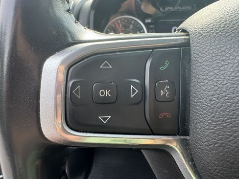 Used 2022 RAM 1500 Laramie AWD/4WD image 32