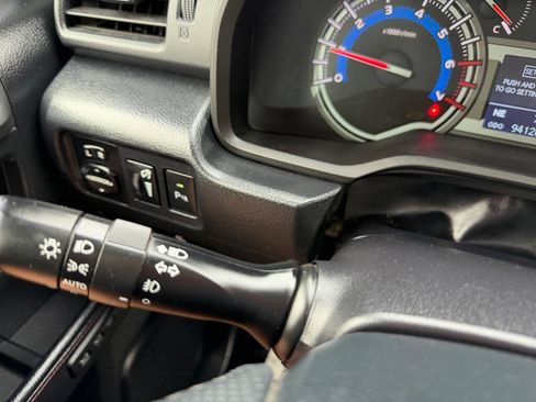 Used 2019 Toyota 4Runner 4WD image 22