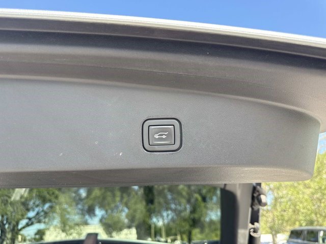 Certified 2024 Cadillac Lyriq Tech AWD/4WD image 8
