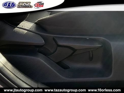 Used 2019 Toyota Camry LE FWD image 15