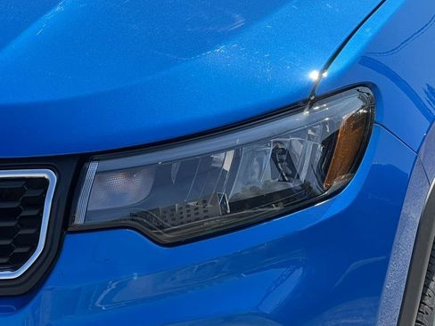 Used 2024 Jeep Compass Latitude AWD/4WD image 5