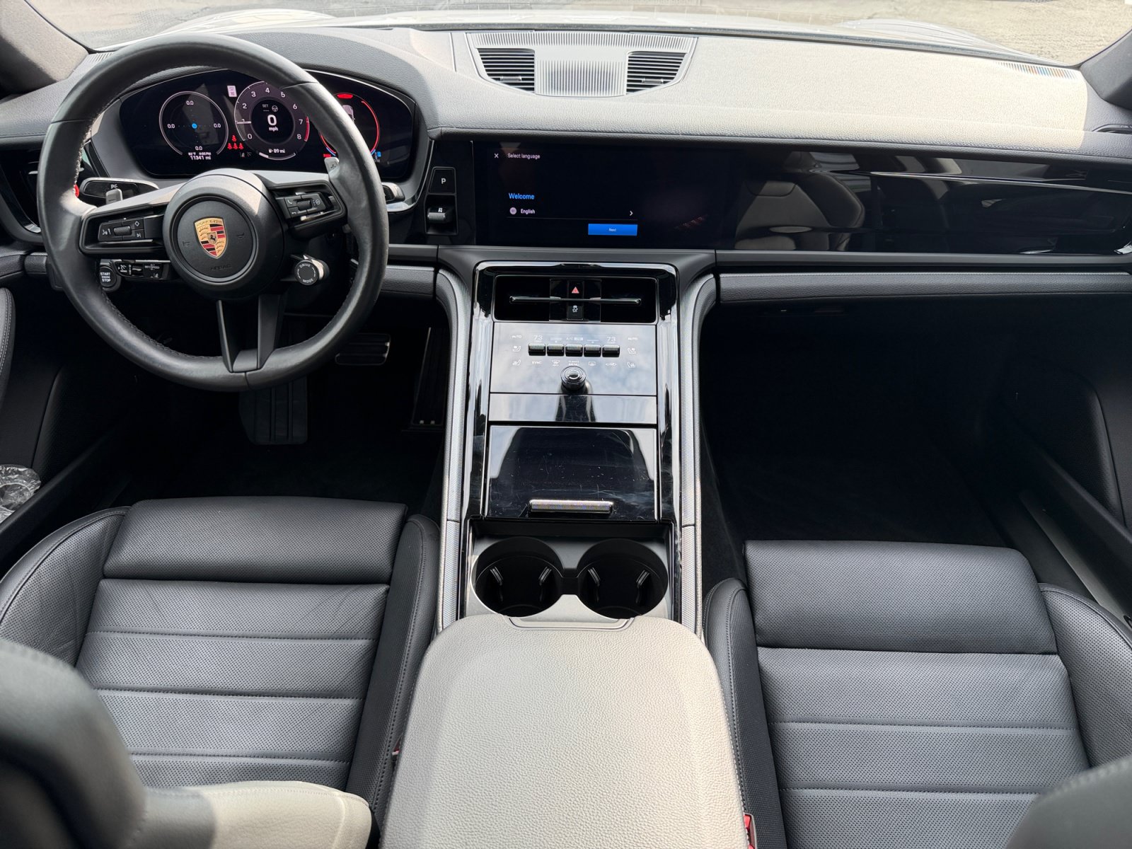 Certified 2025 Porsche Panamera 4 AWD/4WD image 15