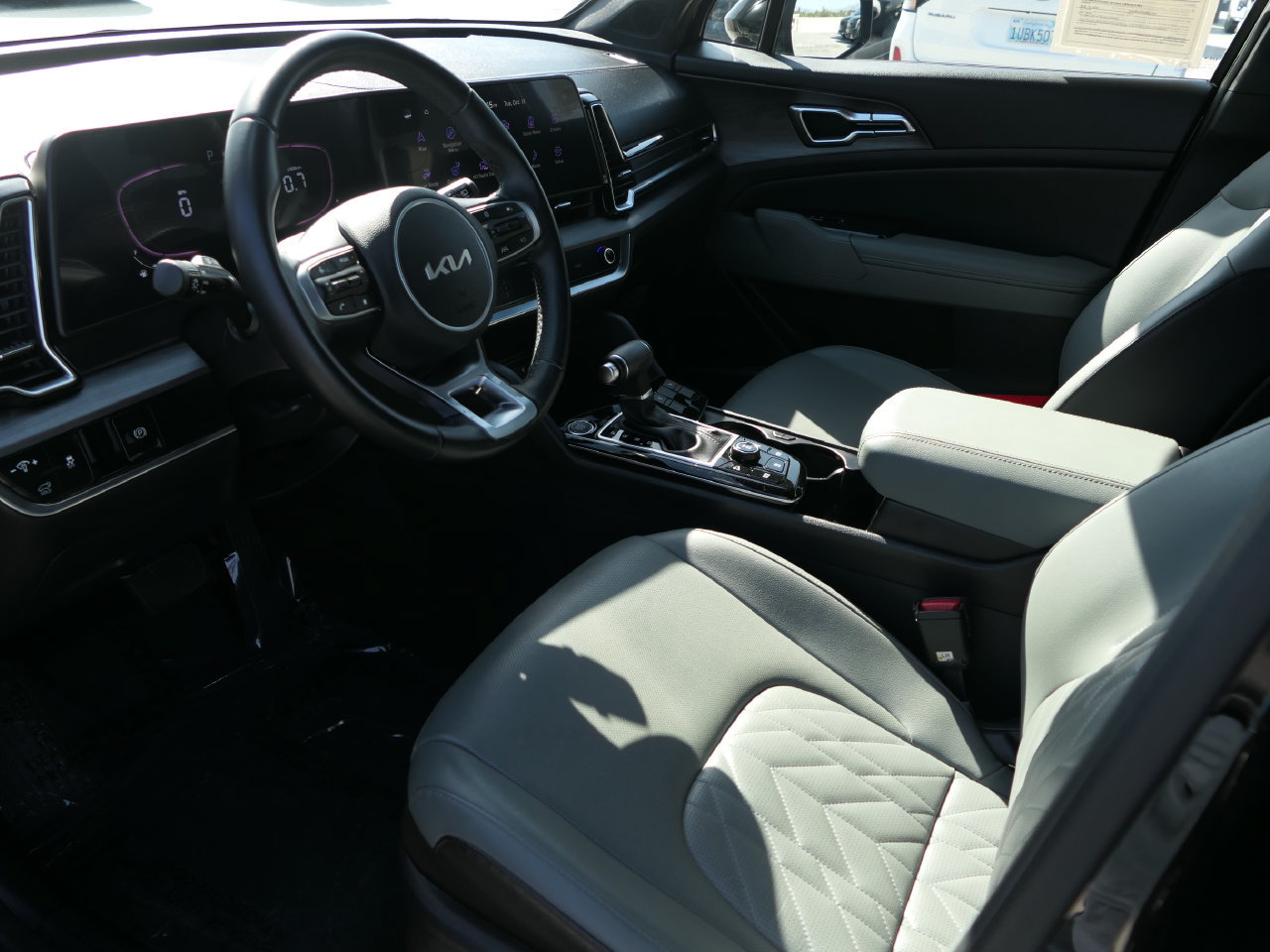 Used 2023 Kia Sportage X-Line w/ X-Line Premium Package AWD/4WD image 12