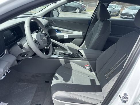 New 2026 Hyundai Elantra Sport FWD image 19