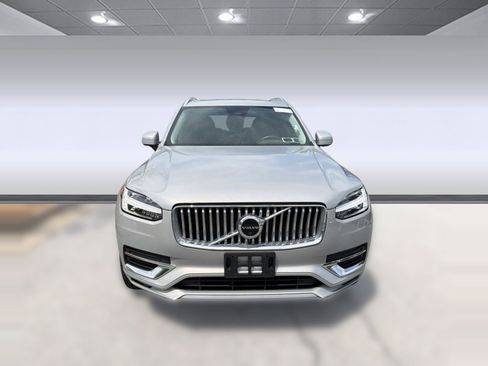 Certified 2023 Volvo XC90 B6 Plus w/ Protection Package Premier AWD/4WD image 28