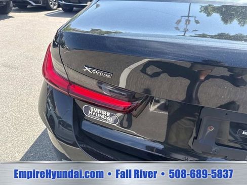 Used 2023 BMW 330i xDrive Sedan w/ Driving Assistance Package AWD/4WD image 5