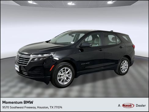Used 2023 Chevrolet Equinox LS FWD image 1