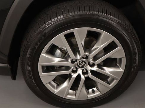 Certified 2024 Toyota RAV4 XLE Premium image 8