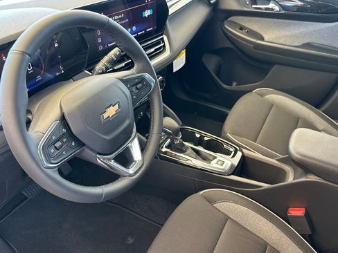 New 2026 Chevrolet TrailBlazer LT w/ Convenience Package AWD/4WD image 10