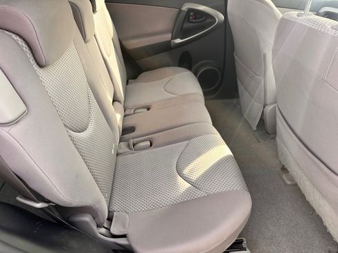 Used 2006 Toyota RAV4 4WD image 9