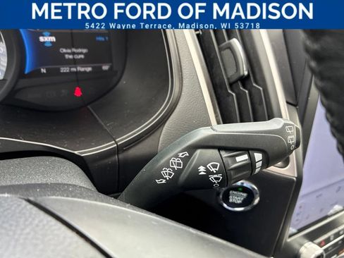 Used 2024 Ford Edge SEL AWD/4WD image 28