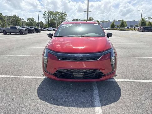 New 2027 Chrysler Pacifica Limited FWD image 8