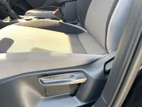 Used 2023 Volkswagen Taos S image 13