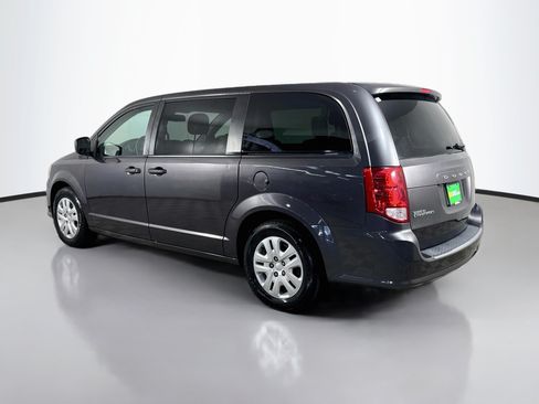 Used 2019 Dodge Grand Caravan SE FWD image 7