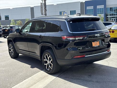 Used 2024 Jeep Grand Cherokee L Limited w/ Luxury Tech Group II AWD/4WD image 5
