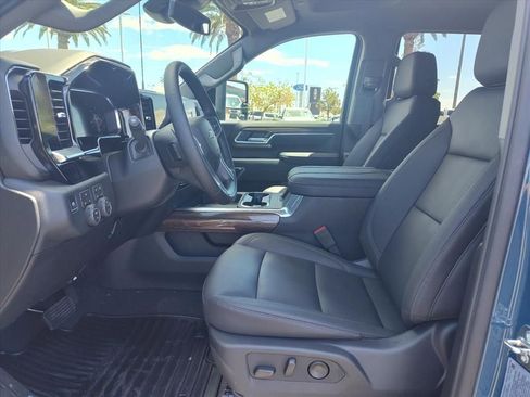 New 2026 Chevrolet Silverado 2500 LT w/ Trail Boss Package AWD/4WD image 4
