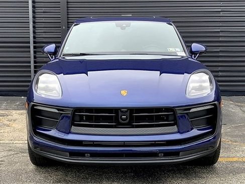 New 2025 Porsche Macan image 13