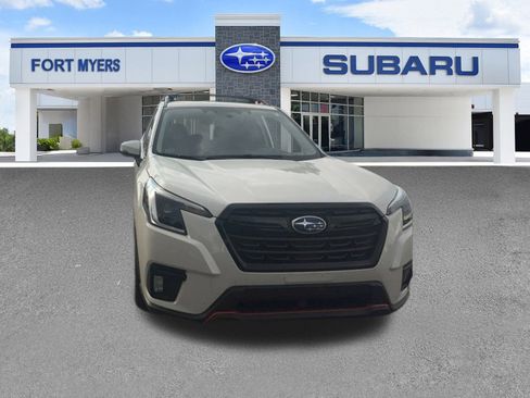 Used 2023 Subaru Forester Sport image 4