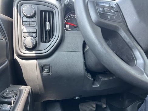 Used 2024 Chevrolet Silverado 1500 Custom Trail Boss w/ LPO, Dark Essentials Package AWD/4WD image 18