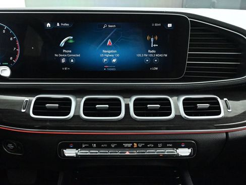 Used 2020 Mercedes-Benz GLS 450 4MATIC image 37