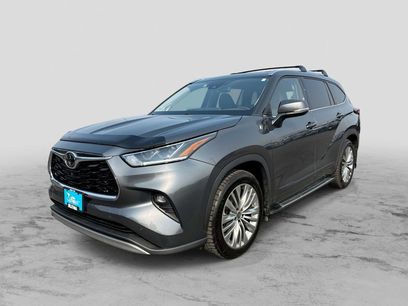 Used 2022 Toyota Highlander Platinum