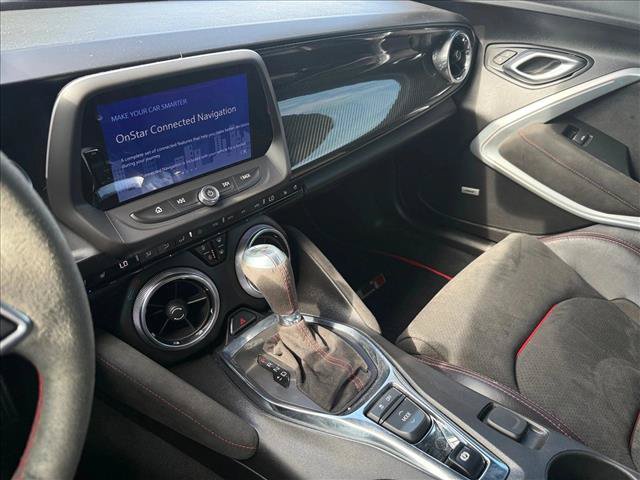 Used 2019 Chevrolet Camaro ZL1 RWD image 12