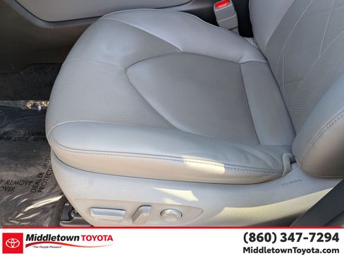 Used 2023 Toyota Highlander Platinum AWD/4WD image 15