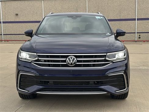Used 2022 Volkswagen Tiguan SEL R-Line image 8