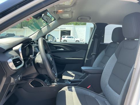Certified 2023 Chevrolet TrailBlazer LT AWD/4WD image 8