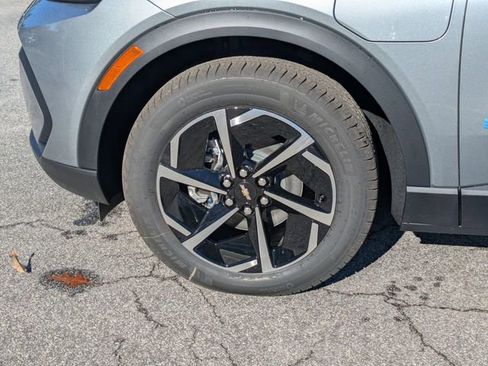 New 2026 Chevrolet Equinox EV LT w/ Comfort Package image 7