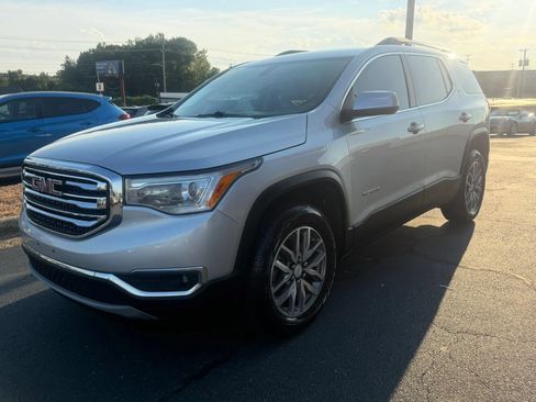 Used 2019 GMC Acadia SLE w/ LPO, Floor Liner Package FWD image 3