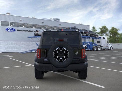 New 2025 Ford Bronco Outer Banks image 5