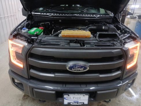 Used 2016 Ford F150 Lariat w/ Equipment Group 502A Luxury image 7