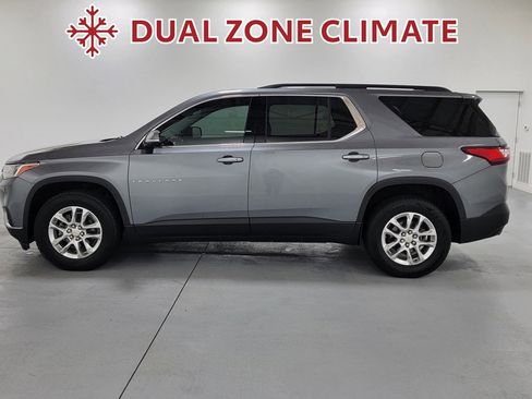 Used 2020 Chevrolet Traverse LT image 5