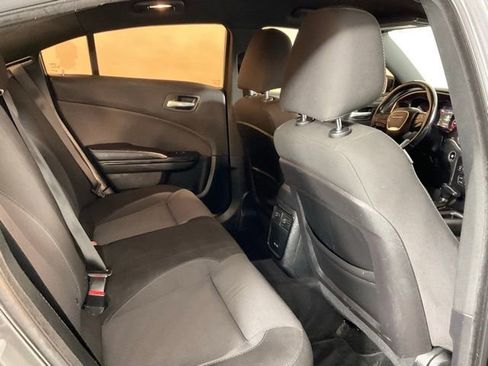 Used 2018 Dodge Charger SXT w/ Blacktop Package image 22
