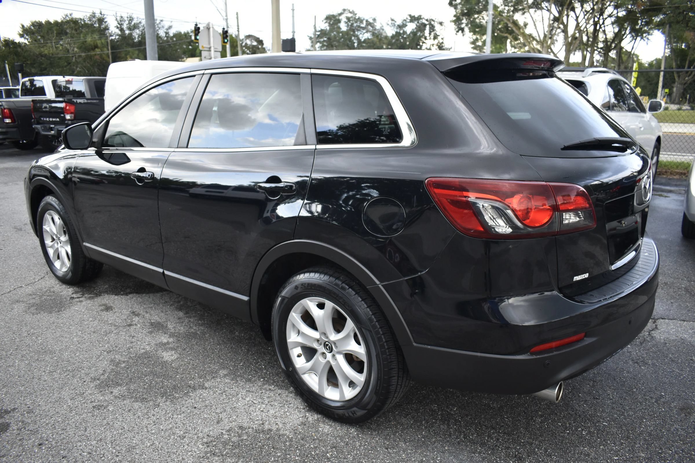 Used 2013 MAZDA CX-9 Touring w/ Touring Technology Pkg FWD image 5