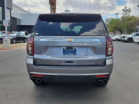 Certified 2021 Chevrolet Suburban Premier w/ Premium Package RWD image 4