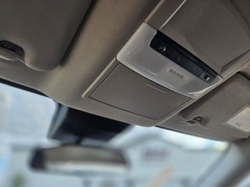 Used 2025 Nissan Sentra S image 34