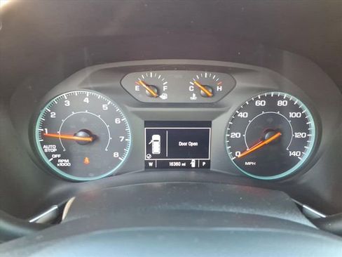 Used 2024 Chevrolet Equinox LS FWD image 36