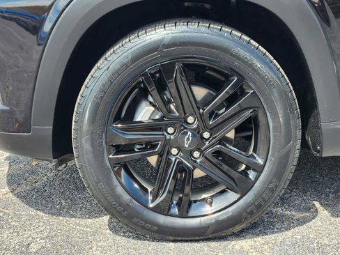 Certified 2025 Chevrolet Trax ACTIV w/ Driver Confidence Package FWD image 13
