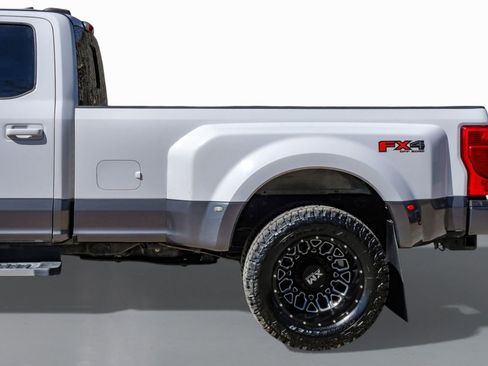 Used 2022 Ford F350 Lariat w/ Lariat Value Package image 12