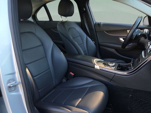 Used 2021 Mercedes-Benz C 300 4MATIC Sedan image 15