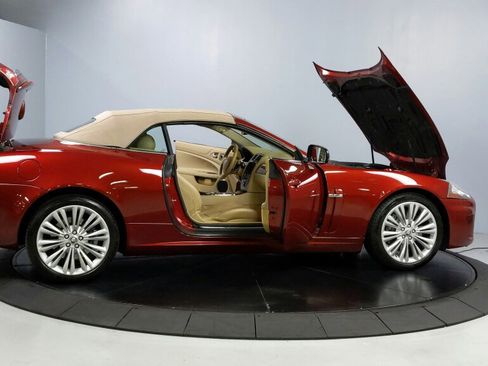 Used 2010 Jaguar XK Convertible image 15