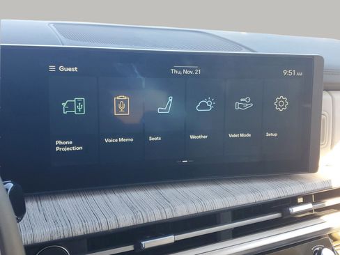 Used 2025 Hyundai Santa Fe Calligraphy FWD image 24