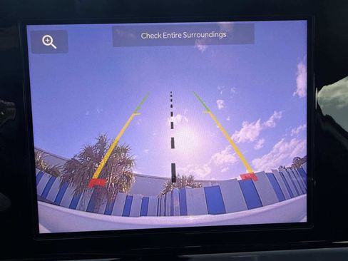 Used 2025 Jeep Compass Sport image 22