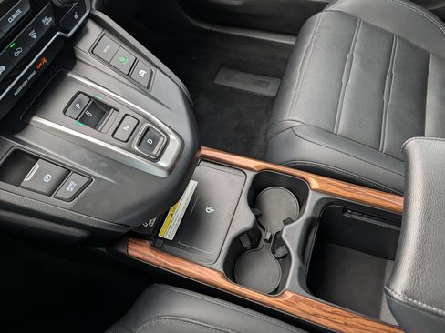 Used 2022 Honda CR-V Touring image 32
