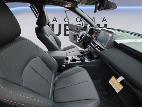 New 2026 Subaru Outback Limited XT image 17